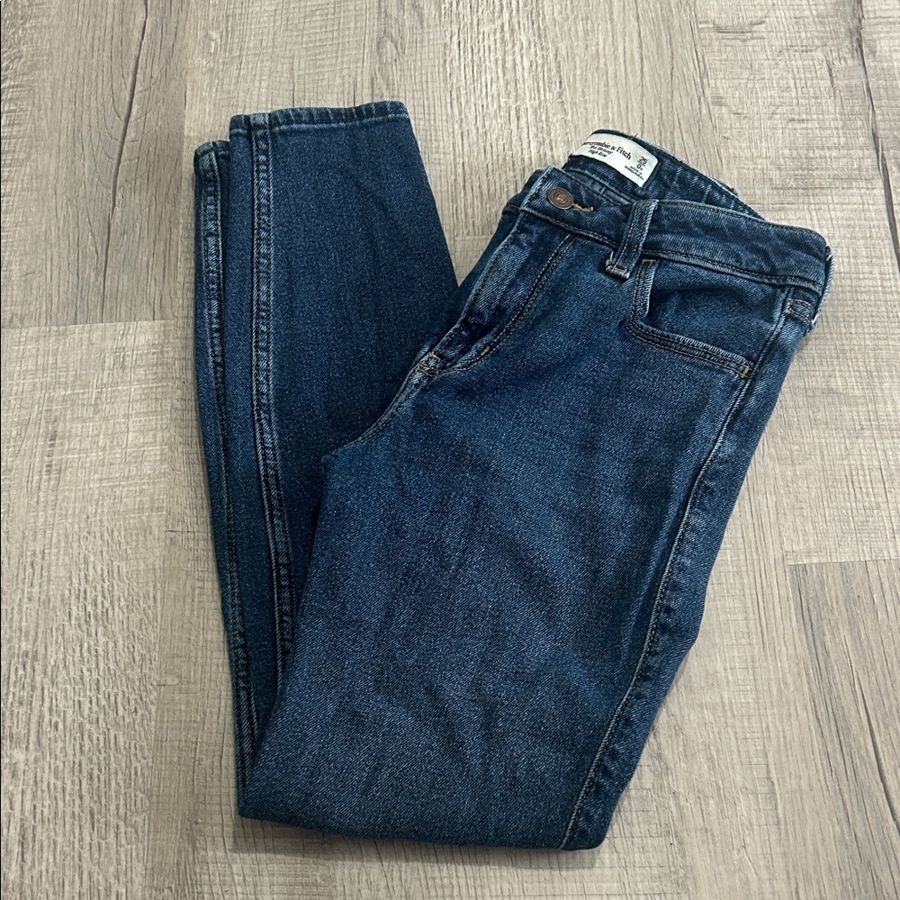 Women’s Abercrombie & Fitch Dark Blue High Rise Jeans